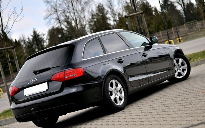 Audi A4 cena 31900 przebieg: 250000, rok produkcji 2008 z Czeladź małe 466